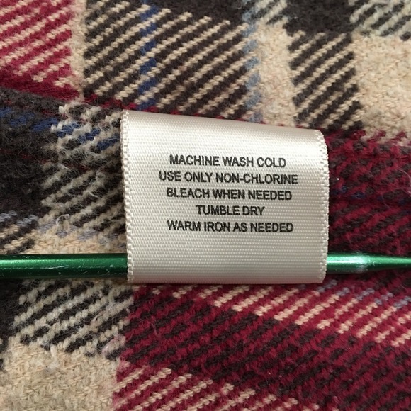 St. John's Bay Brawny Men L Shirt Heavyweight Flannel Shacket Plaid 100% Cotton - Picture 6 of 10